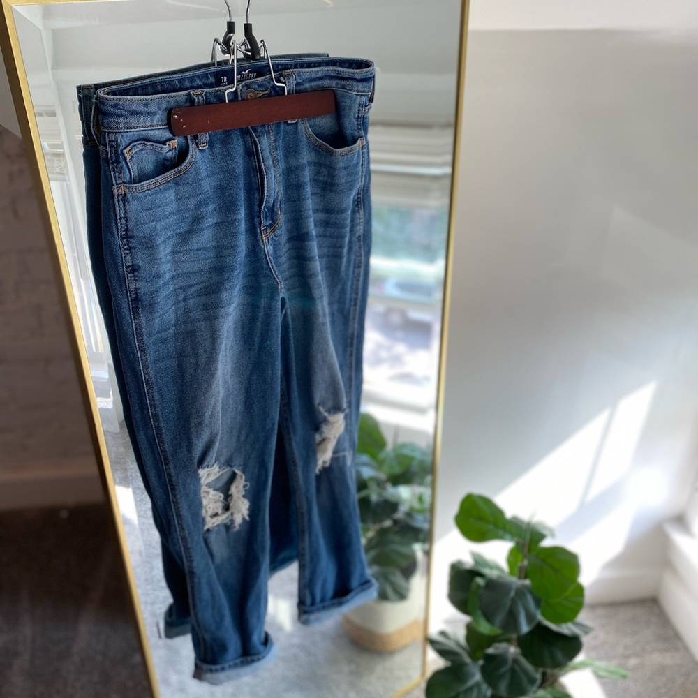 Hollister high rise mom jeans